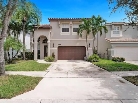 15839 NW 10th St, Pembroke Pines, FL 33028
