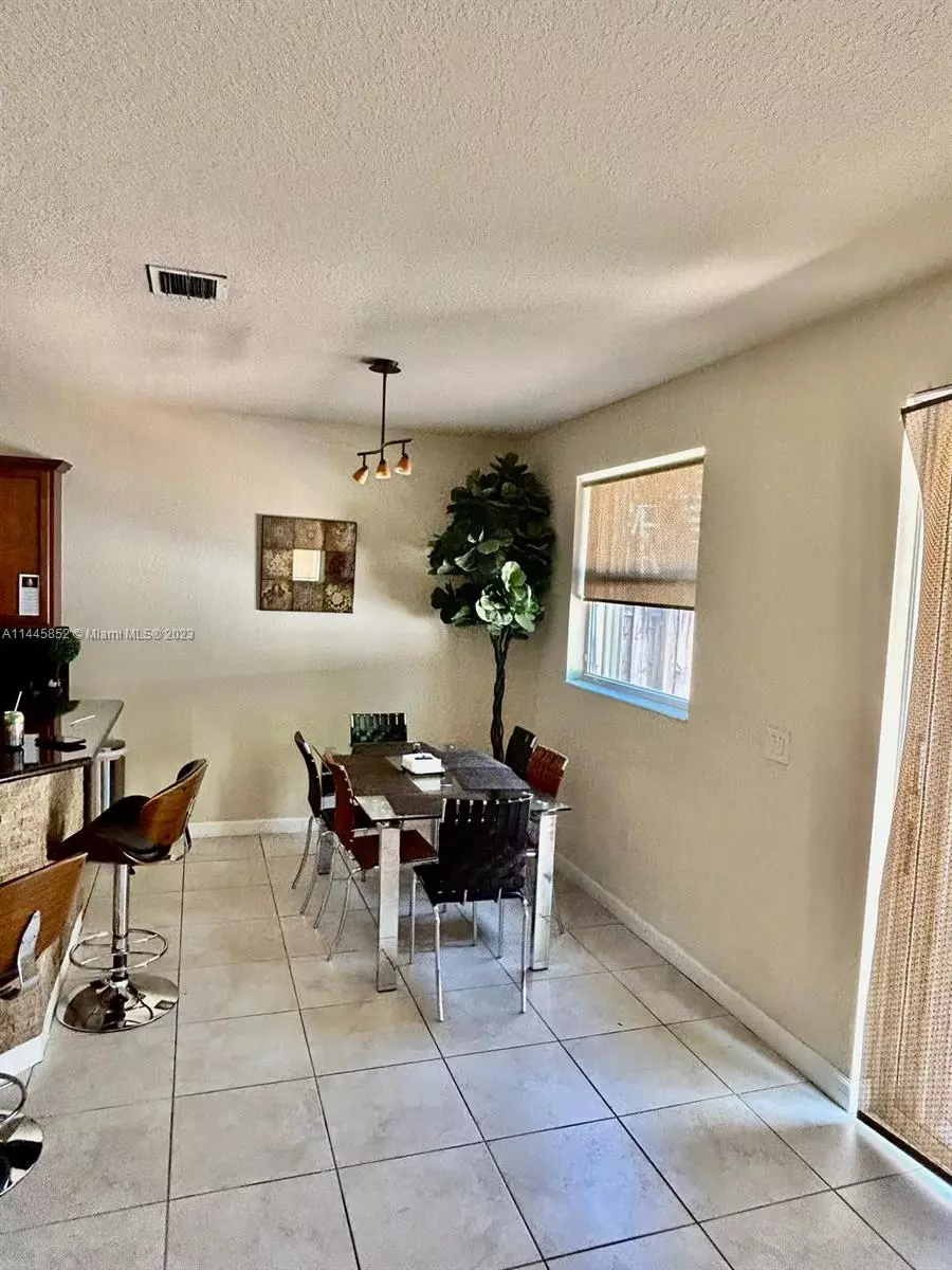  11223 NW 44th Ter, Doral, FL 33178 photo 9