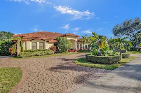 9801 SW 73rd Ave, Pinecrest, FL 33156 photo 2