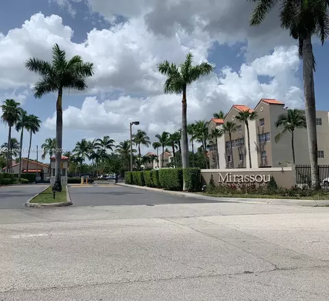 6155 NW 186th St #305, Hialeah, FL 33015