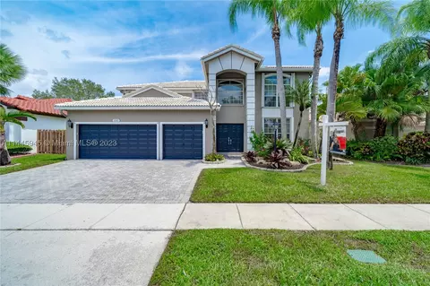 1845 NW 128th Ave, Pembroke Pines, FL 33028