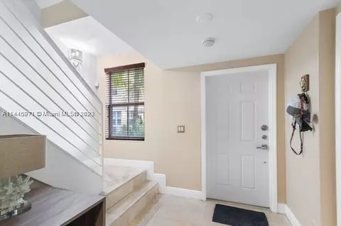 2310 Vintage Cir #2310, Lighthouse Point, FL 33064