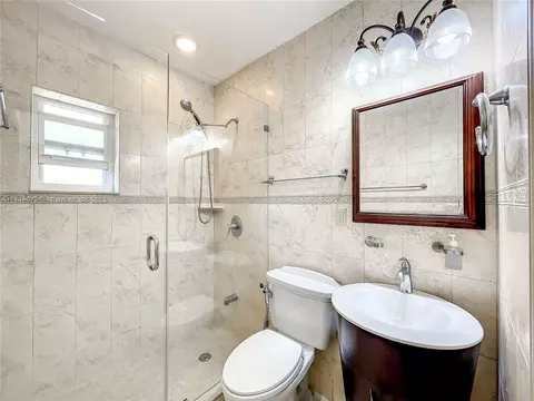 778 E 30th St, Hialeah, FL 33013 photo 4