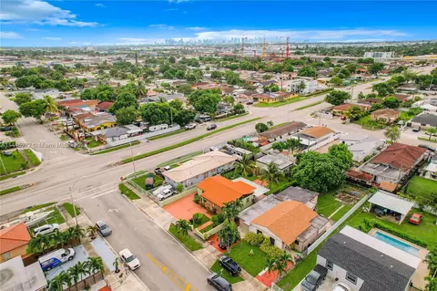 778 E 30th St, Hialeah, FL 33013 photo 7