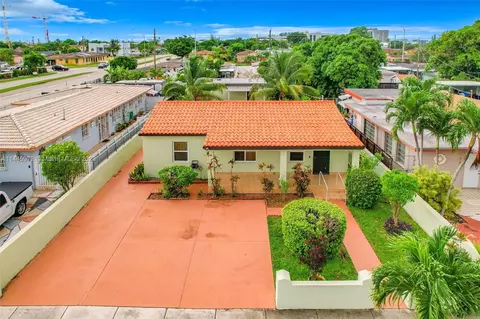 778 E 30th St, Hialeah, FL 33013