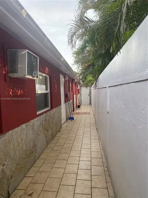 225 E 19th St, Hialeah, FL 33010 photo 20