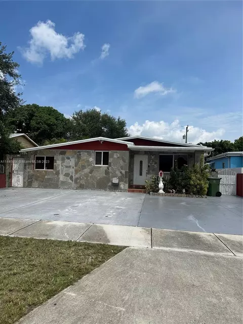 225 E 19th St, Hialeah, FL 33010 photo 2