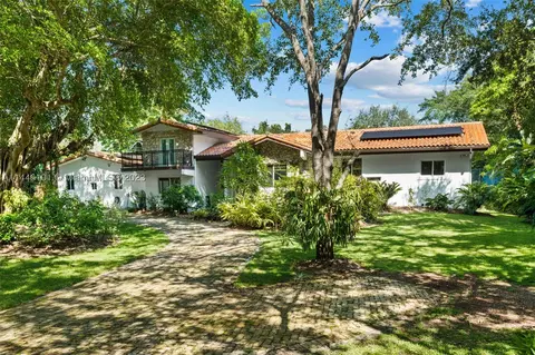 13005 SW 67th Ave, Pinecrest, FL 33156