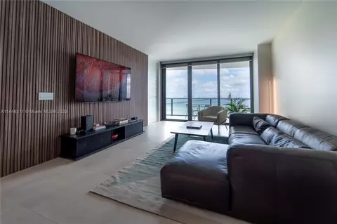 460 NE 28th St #3303, Miami, FL 33137
