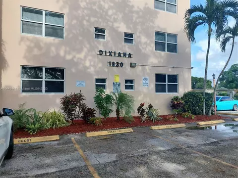 1830 Dixieanna St #205, Hollywood, FL 33020