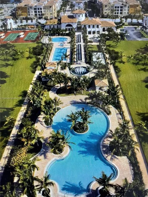 12620 NW 32nd Mnr, Sunrise, FL 33323
