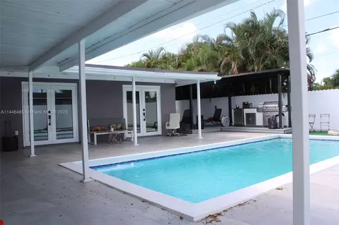 Undisclosed, Hollywood, FL 33024