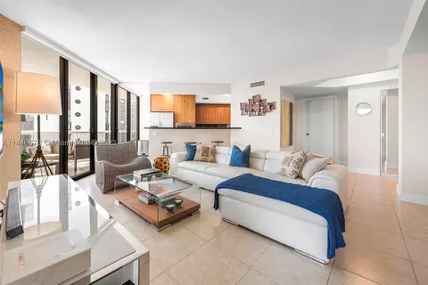 3610 Yacht Club Dr #1201, Aventura, FL 33180