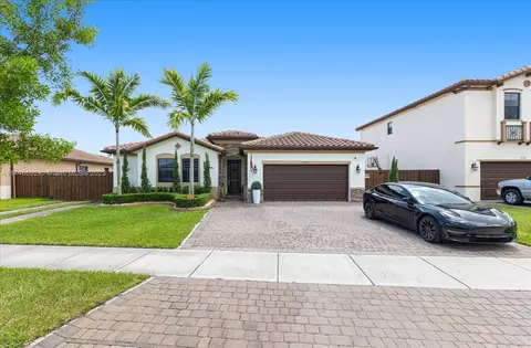 2534 SE 2nd St, Homestead, FL 33033