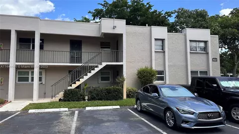 8521 Old Country Mnr #531, Davie, FL 33328