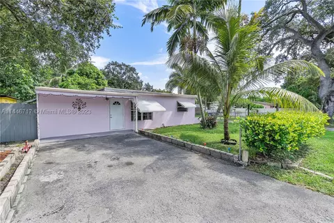 6313 Cleveland St, Hollywood, FL 33024