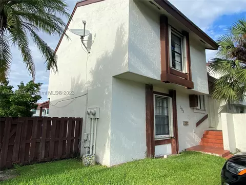 503 NW 98th Ct #503, Miami, FL 33172