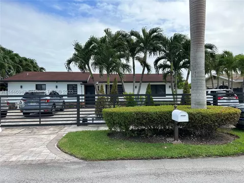 12210 SW 185th Ter, Miami, FL 33177