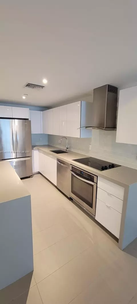 1600 NE 1st Ave #1105, Miami, FL 33132