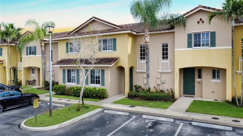 6058 SW 19th Ct, North Lauderdale, FL 33068