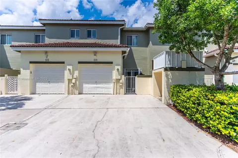 2452 SE 19th Ct #2452, Homestead, FL 33035