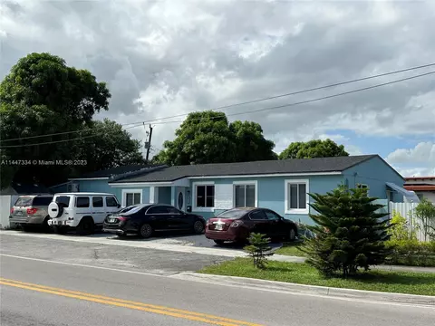 6901 SW 4th St, Miami, FL 33144