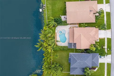 1271 SW 178th Way, Pembroke Pines, FL 33029