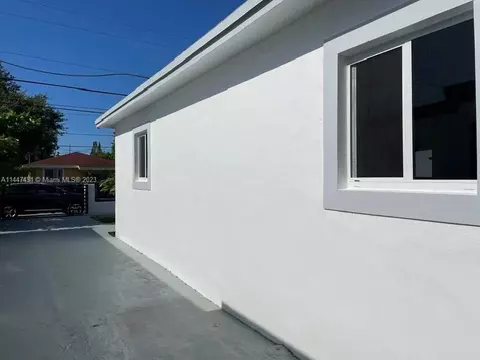 1071 NW 26 St, Miami, FL 33127 photo 20