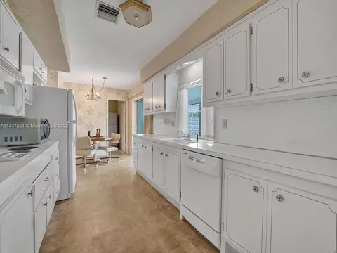 5525 Jackson St, Hollywood, FL 33021 photo 26