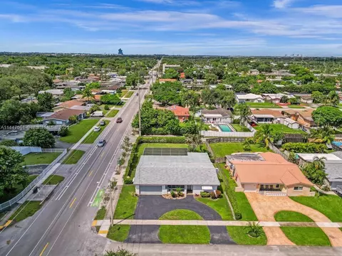 5525 Jackson St, Hollywood, FL 33021 photo 11