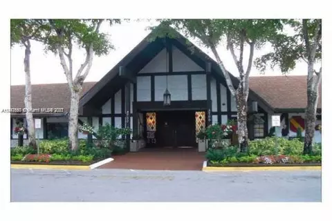 3680 Inverrary Dr #3W, Lauderhill, FL 33319