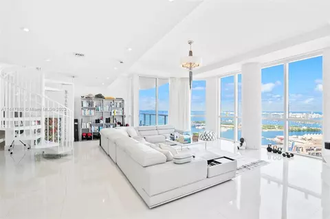 244 Biscayne Blvd #4903, Miami, FL 33132