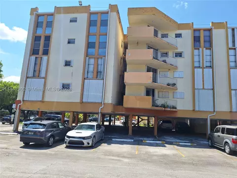 1750 W 46th St #531, Hialeah, FL 33012