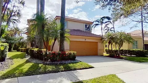 597 Live Oak Ln, Weston, FL 33327
