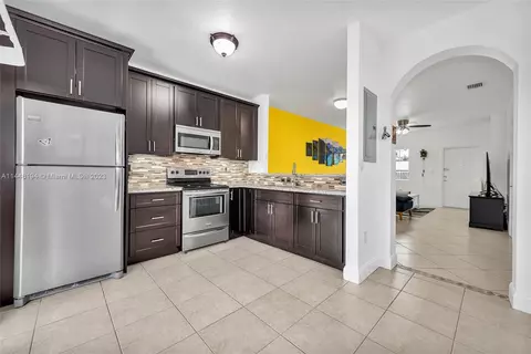 17006 SW 138th Ct, Miami, FL 33177