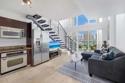 41 SE 5th St #1605, Miami, FL 33131