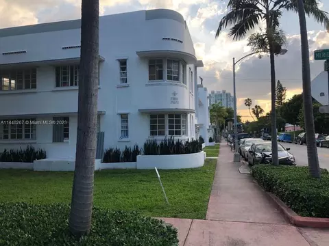 810 7th St #102, Miami Beach, FL 33139