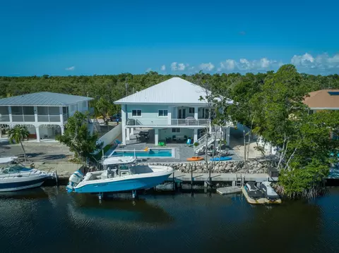 982 Shaw Dr, Key Largo, FL 33037