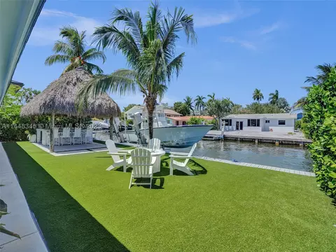 1211 NE 82nd St, Miami, FL 33138