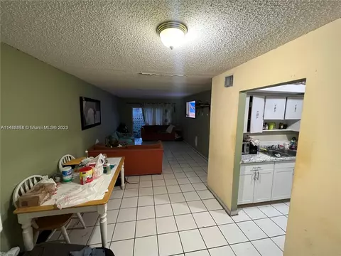 3710 NW 21st St #205, Lauderdale Lakes, FL 33311