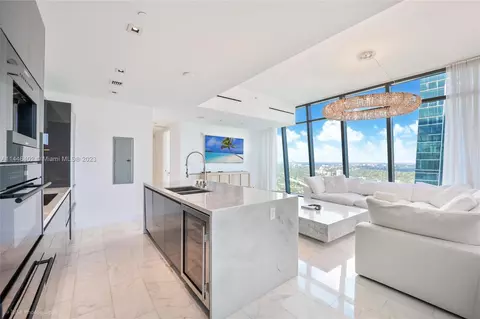 1451 Brickell Ave #4304, Miami, FL 33131