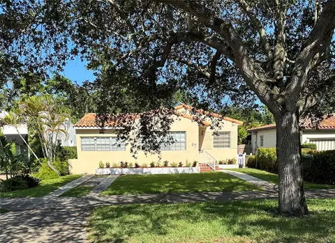 243 South Dr, Miami Springs, FL 33166