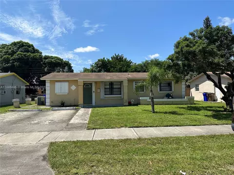 5321 NE 9th Ter, Pompano Beach, FL 33064