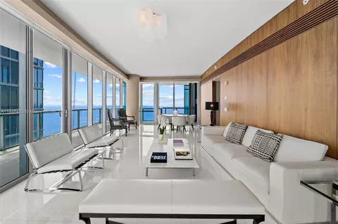 17121 Collins Ave #4308, Sunny Isles Beach, FL 33160