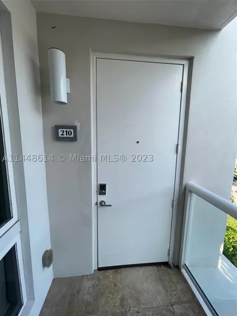 10305 NW 63rd Ter #210, Doral, FL 33178