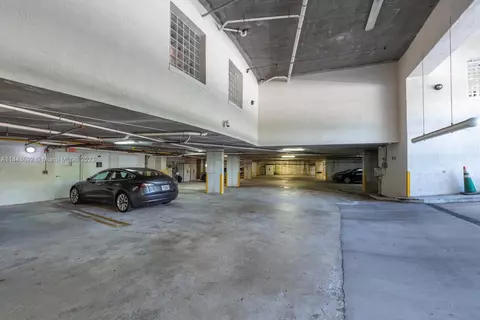 2401 Anderson Rd #3, Coral Gables, FL 33134 photo 38