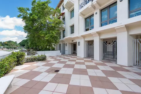 2401 Anderson Rd #3, Coral Gables, FL 33134 photo 29