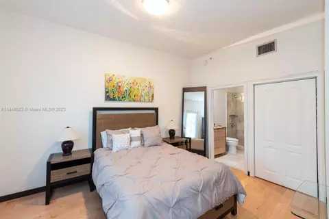 2401 Anderson Rd #3, Coral Gables, FL 33134 photo 22