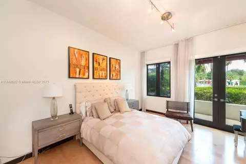 2401 Anderson Rd #3, Coral Gables, FL 33134 photo 14
