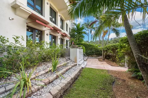 2401 Anderson Rd #3, Coral Gables, FL 33134 photo 27